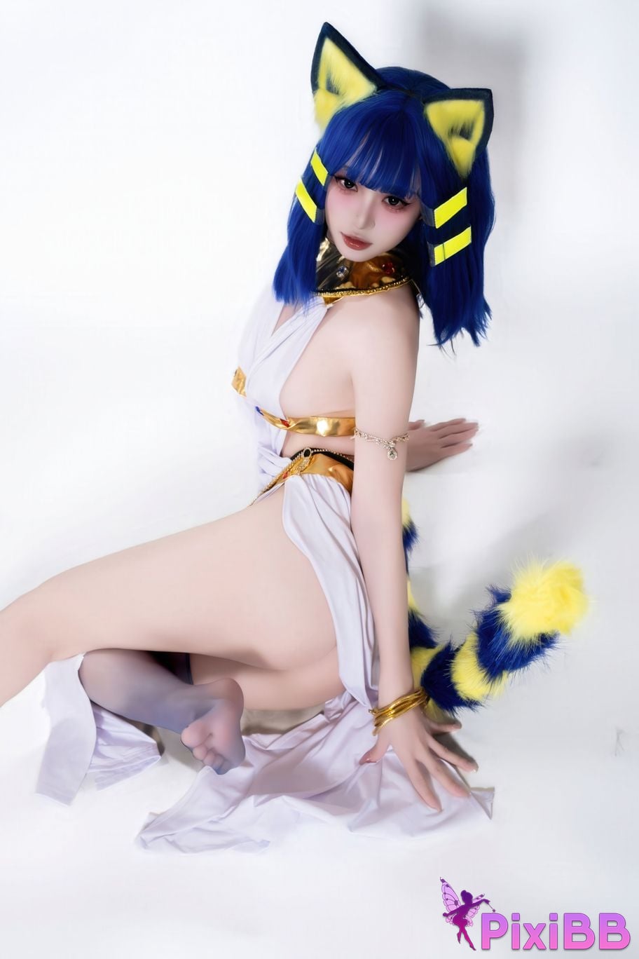 Cosplayer Qiqi be good egyptian cat PixiBB.COM 022