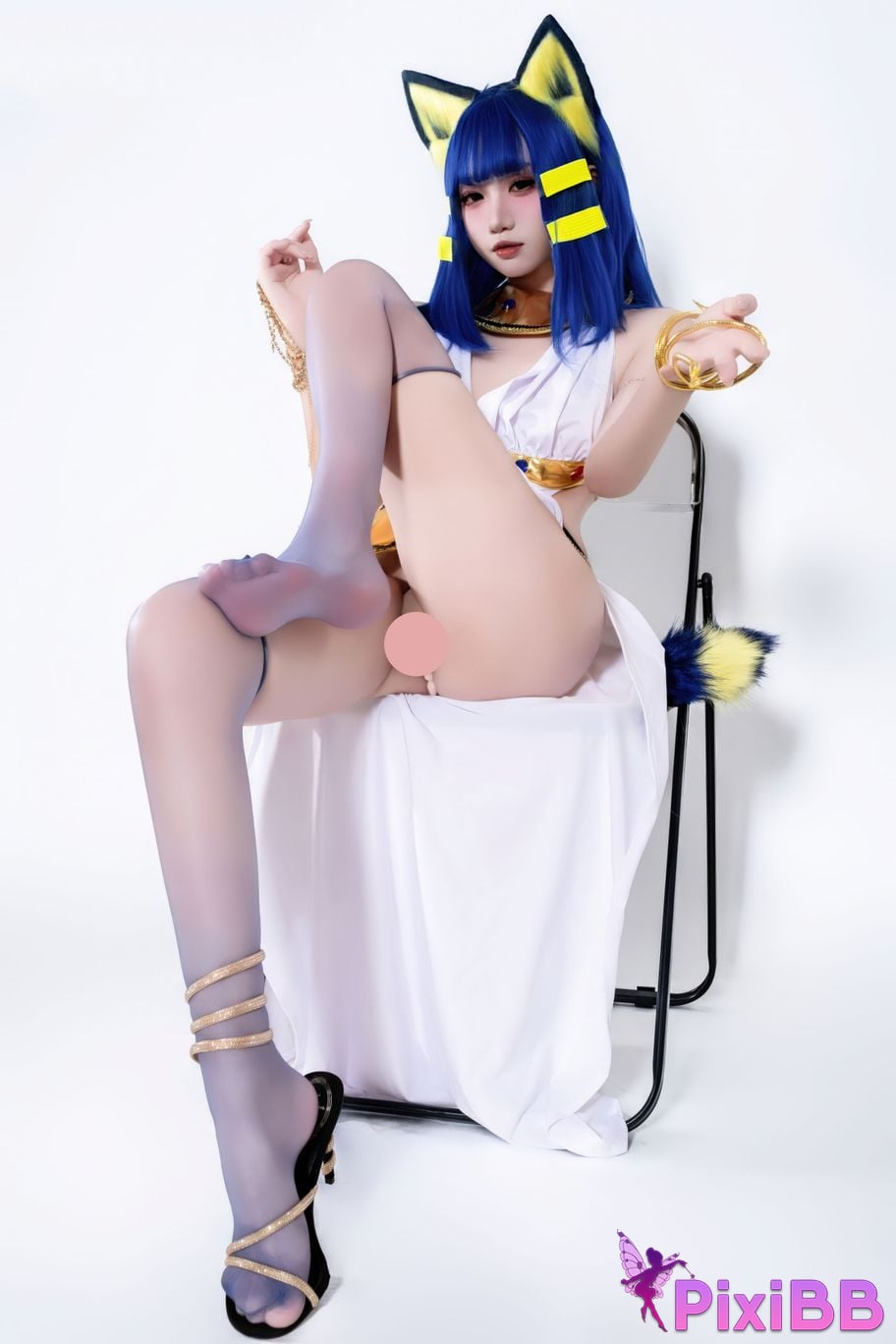 Cosplayer Qiqi be good egyptian cat PixiBB.COM 029