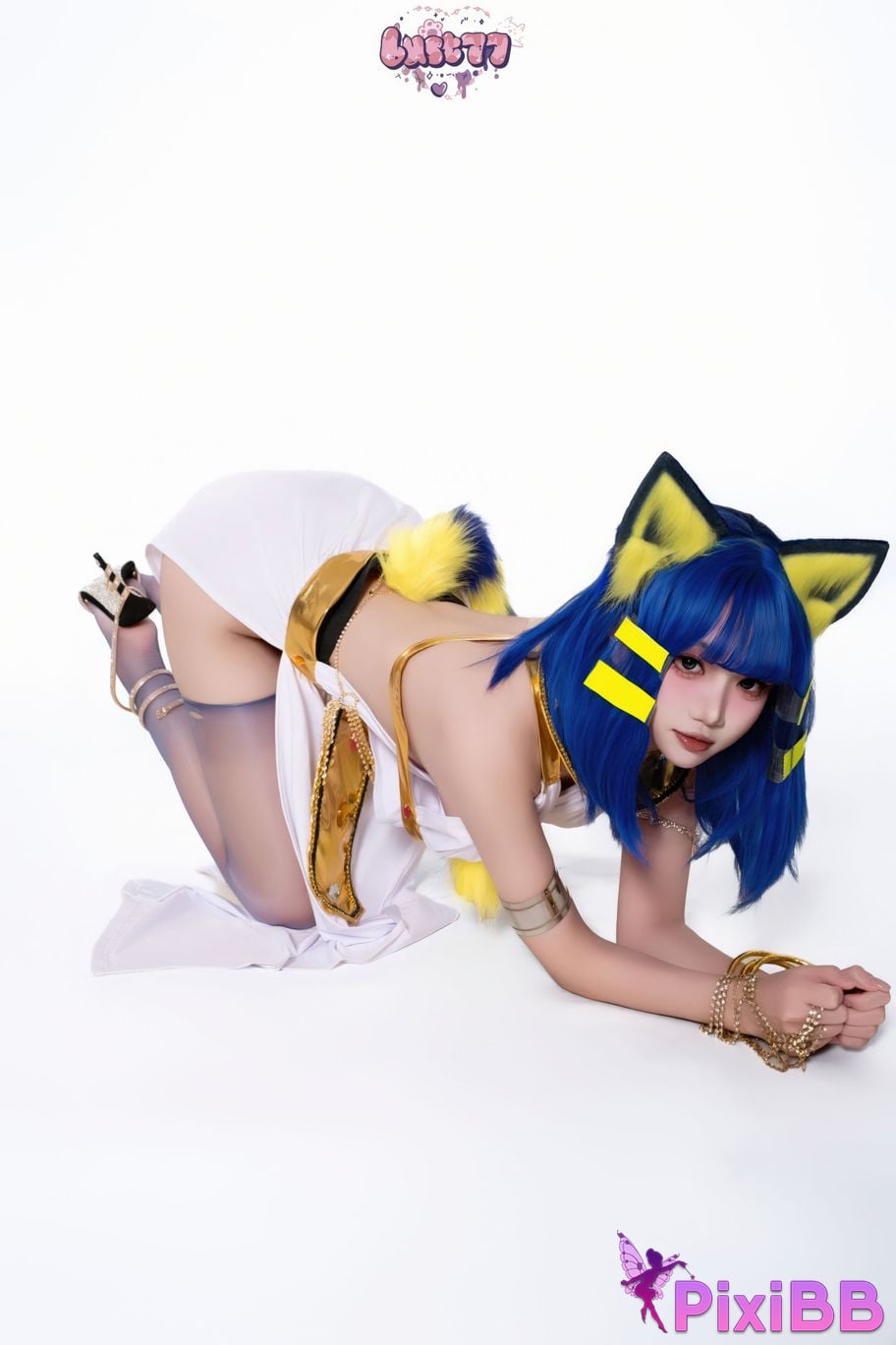 Cosplayer Qiqi be good egyptian cat PixiBB.COM 046