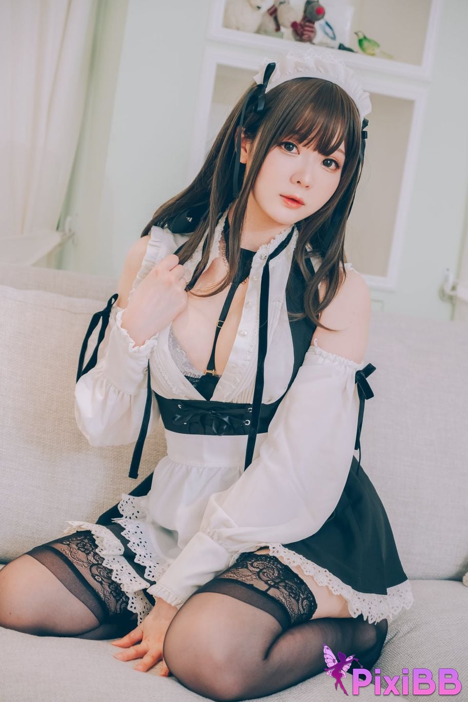 Cosplayer Shimotsuki shimo maid illustrated book 2 PixiBB.COM 027