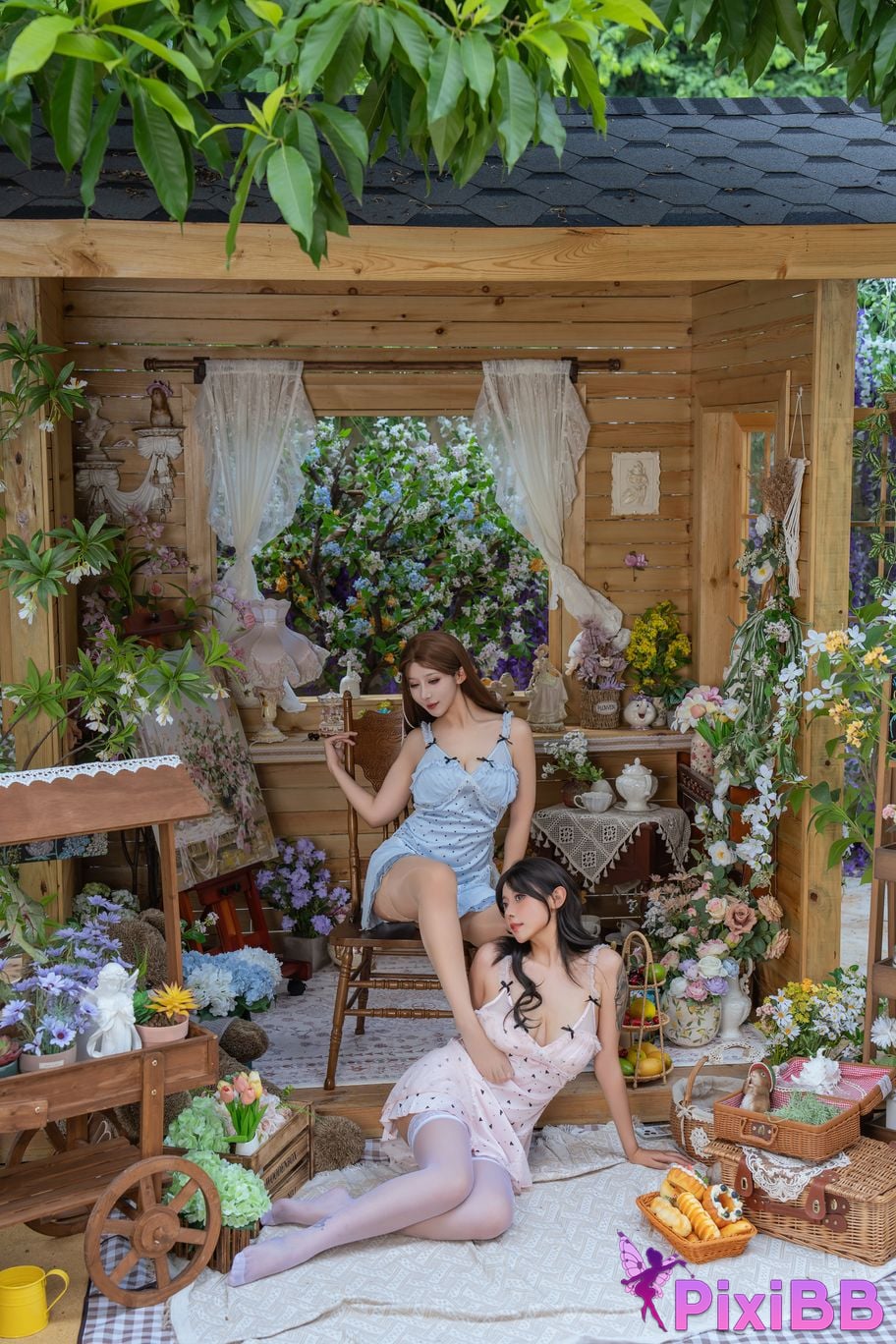 Cosplayer Yunxixi Yunx1x1 milk peach Nai Xi chan nice flower sleep PixiBB.COM 008