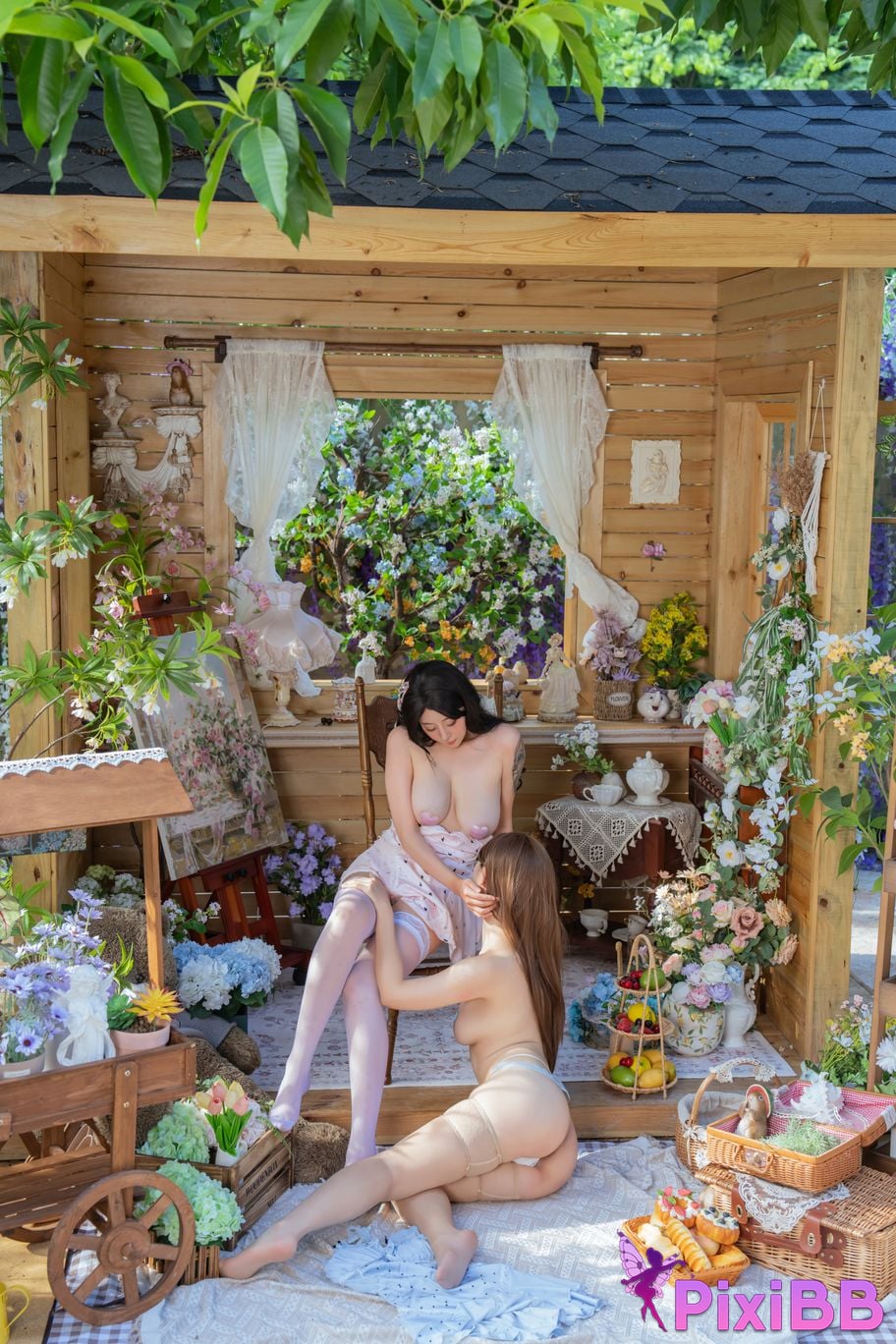 Cosplayer Yunxixi Yunx1x1 milk peach Nai Xi chan nice flower sleep PixiBB.COM 062