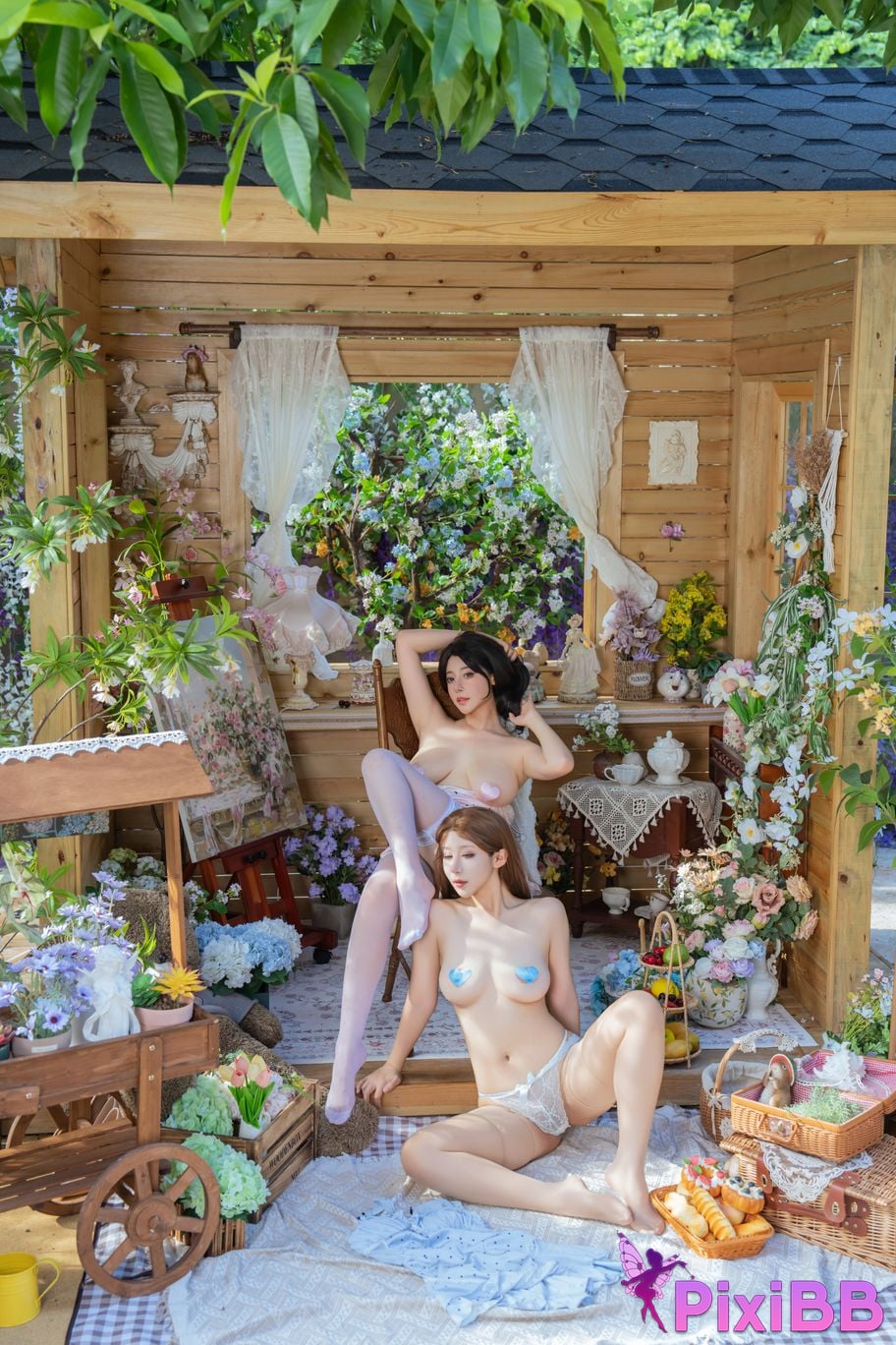 Cosplayer Yunxixi Yunx1x1 milk peach Nai Xi chan nice flower sleep PixiBB.COM 063