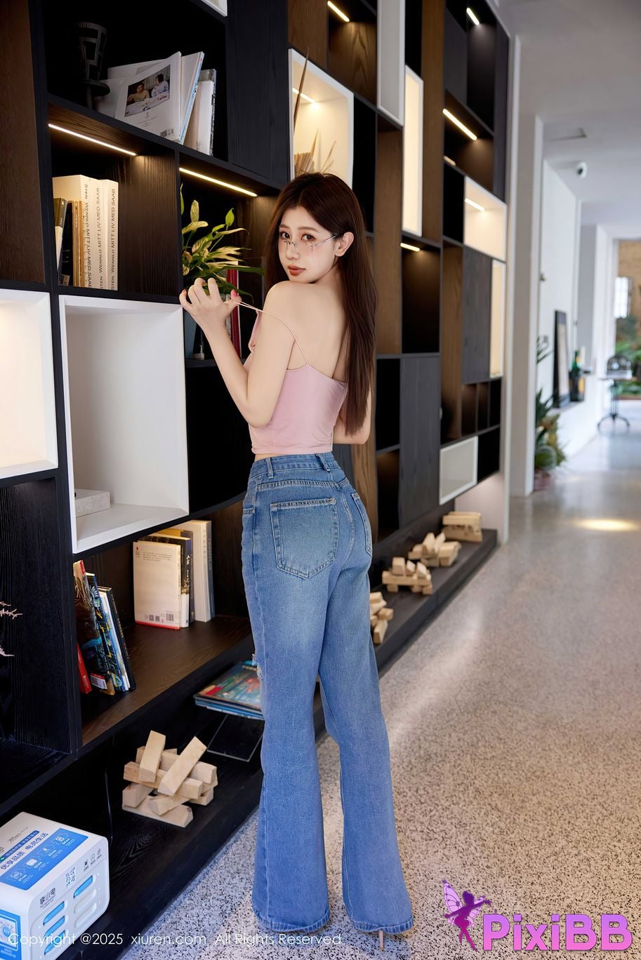 XIUREN No.10983 Yin Tiantian sunny PixiBB.COM 010