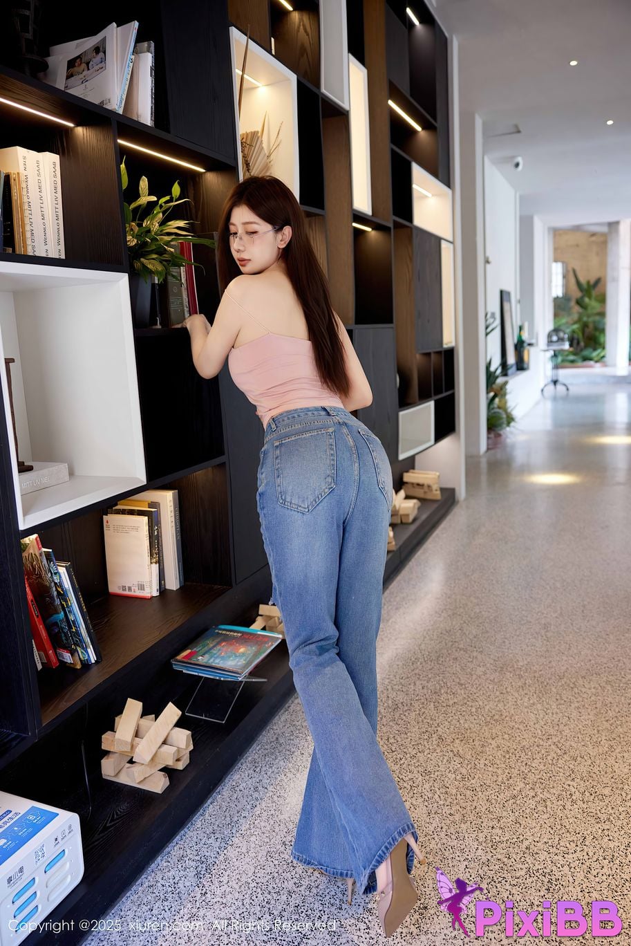 XIUREN No.10983 Yin Tiantian sunny PixiBB.COM 011