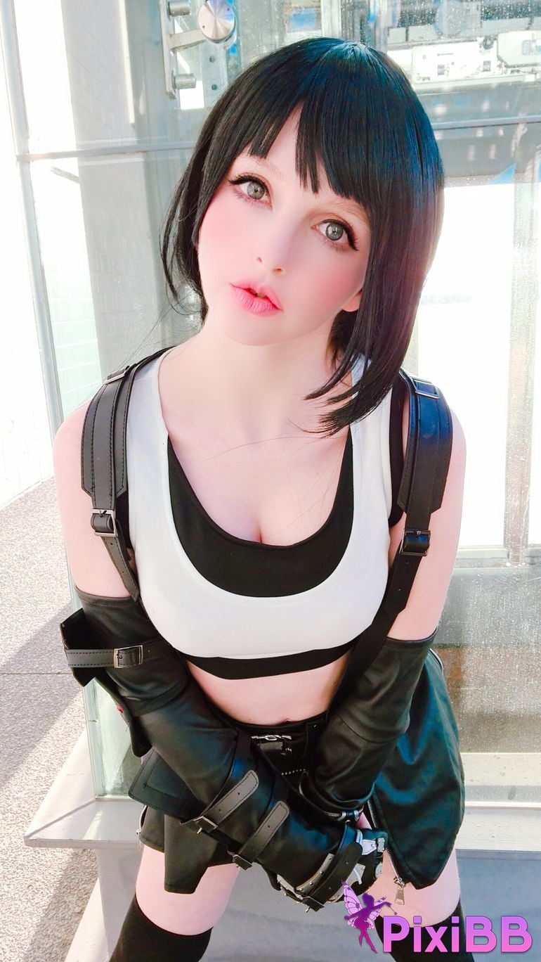 Mikomin Tifa Lockhart Selfie PixiBB.COM 13