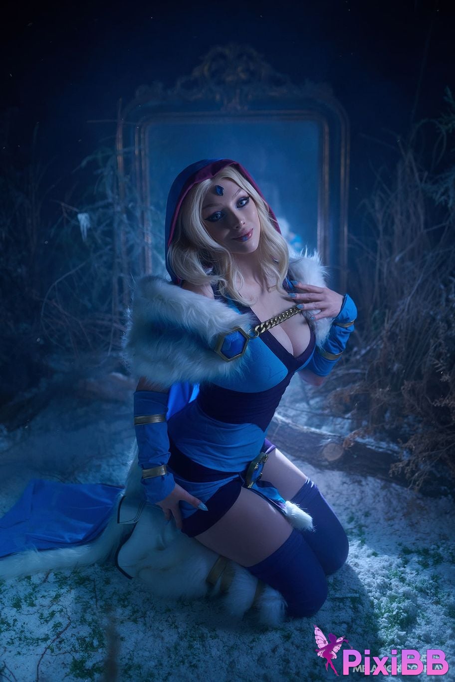 Lady Melamori Crystal Maiden (Rylai Crestfall) PixiBB.COM