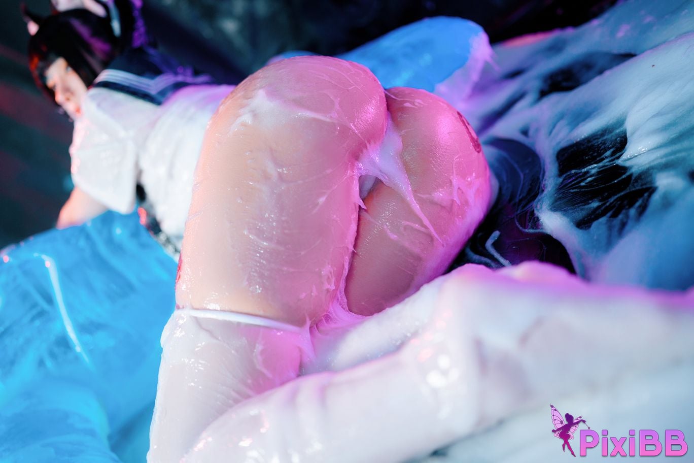 Cosplayer Luoluo Raku scruffy kitten Messy Kitty PixiBB.COM 050