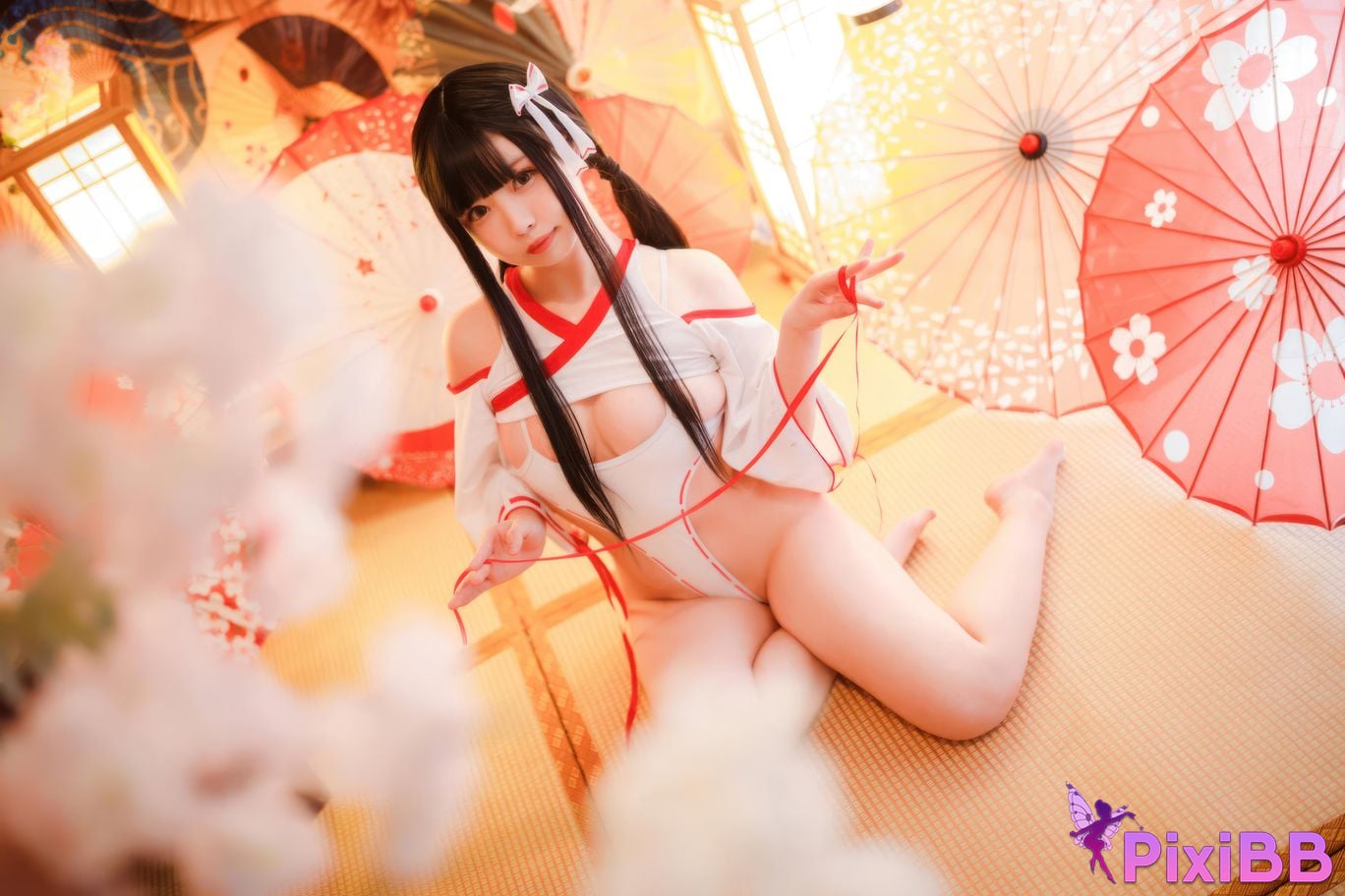 Cosplayer walnut cat Kurumineko One hundred thousand precious volts shrine maiden zombie PixiBB.COM 003