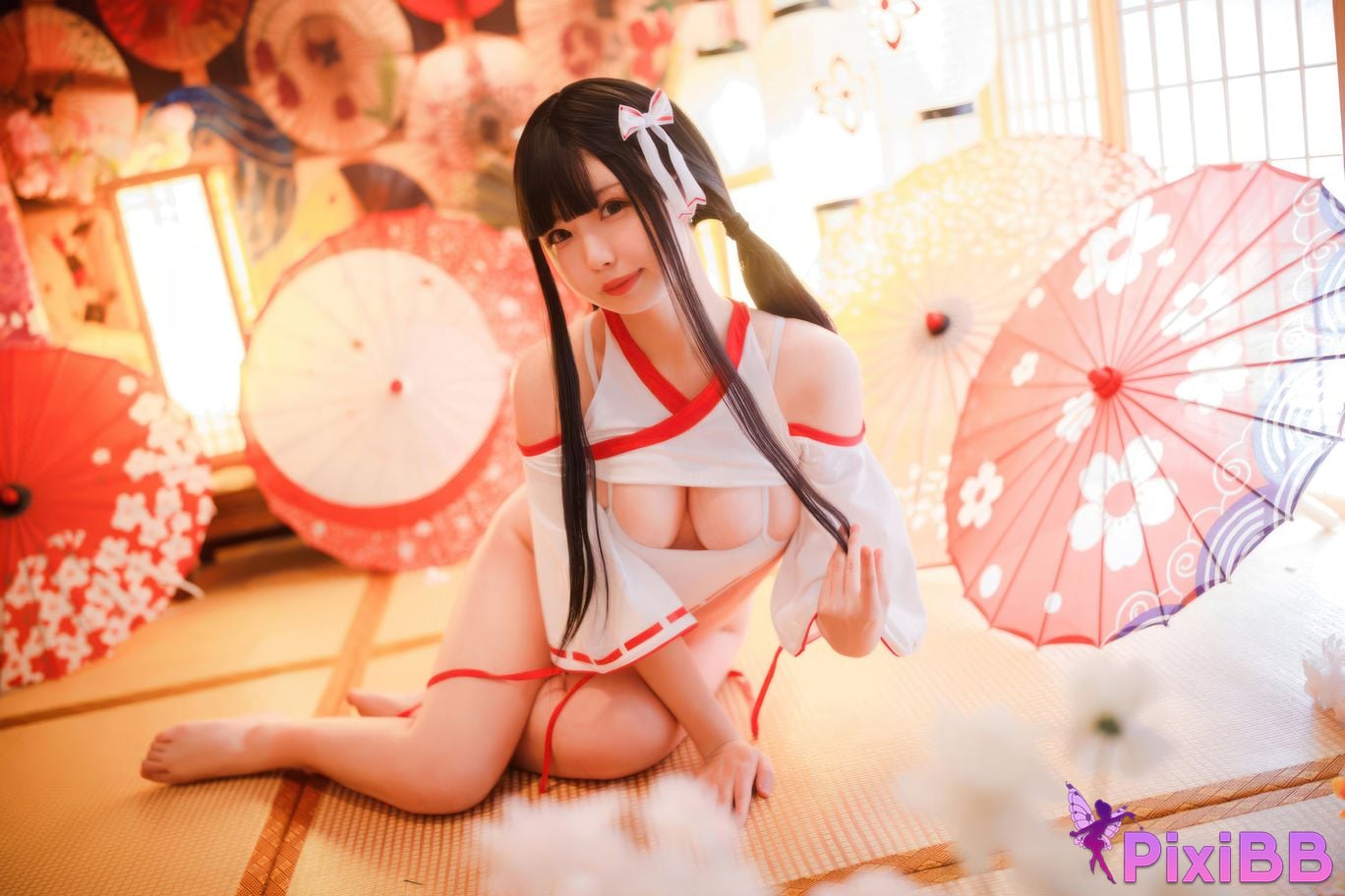 Cosplayer walnut cat Kurumineko One hundred thousand precious volts shrine maiden zombie PixiBB.COM 006