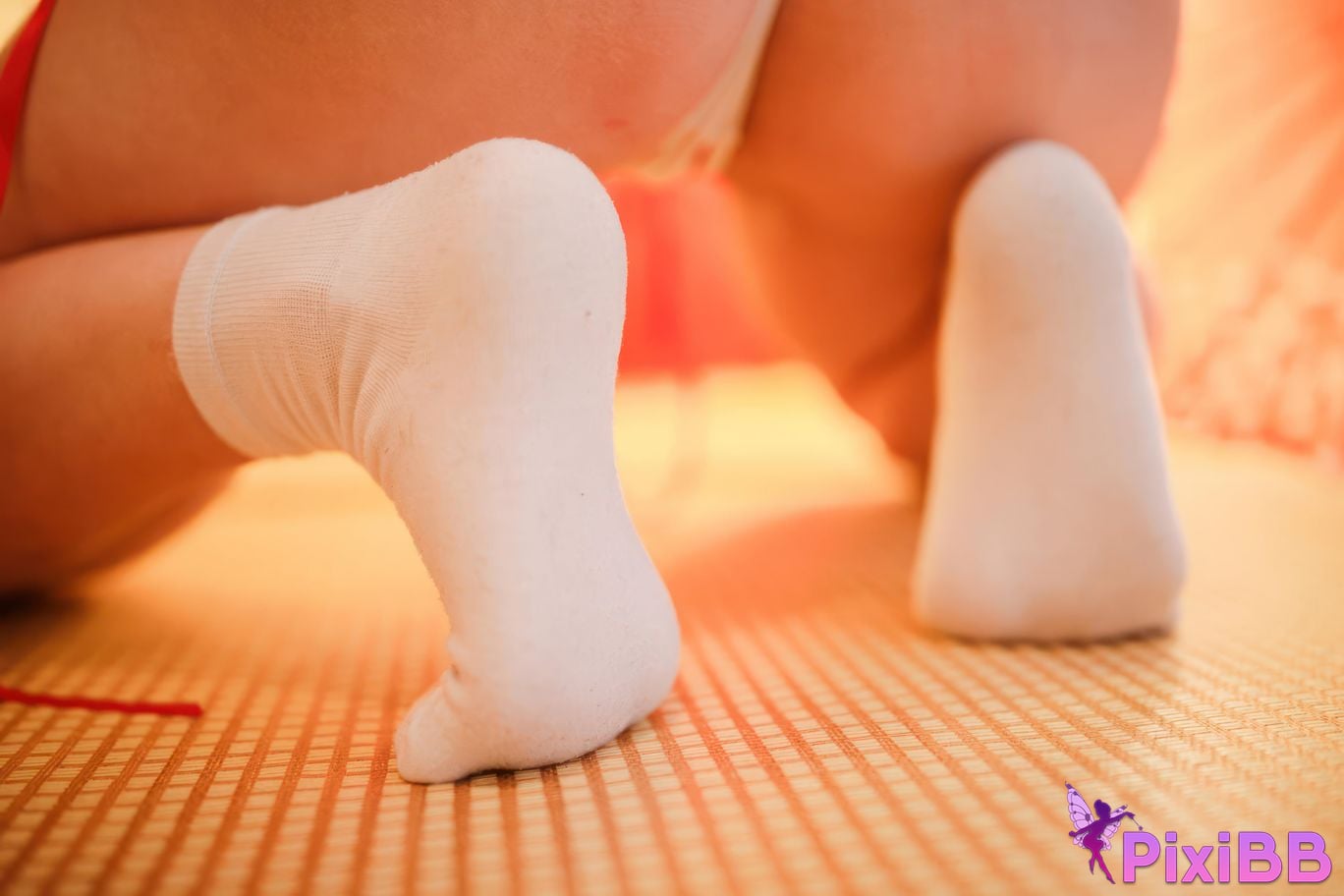 Cosplayer walnut cat Kurumineko One hundred thousand precious volts shrine maiden zombie PixiBB.COM 065