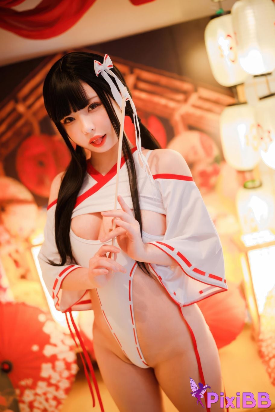 Cosplayer walnut cat Kurumineko One hundred thousand precious volts shrine maiden zombie PixiBB.COM 080