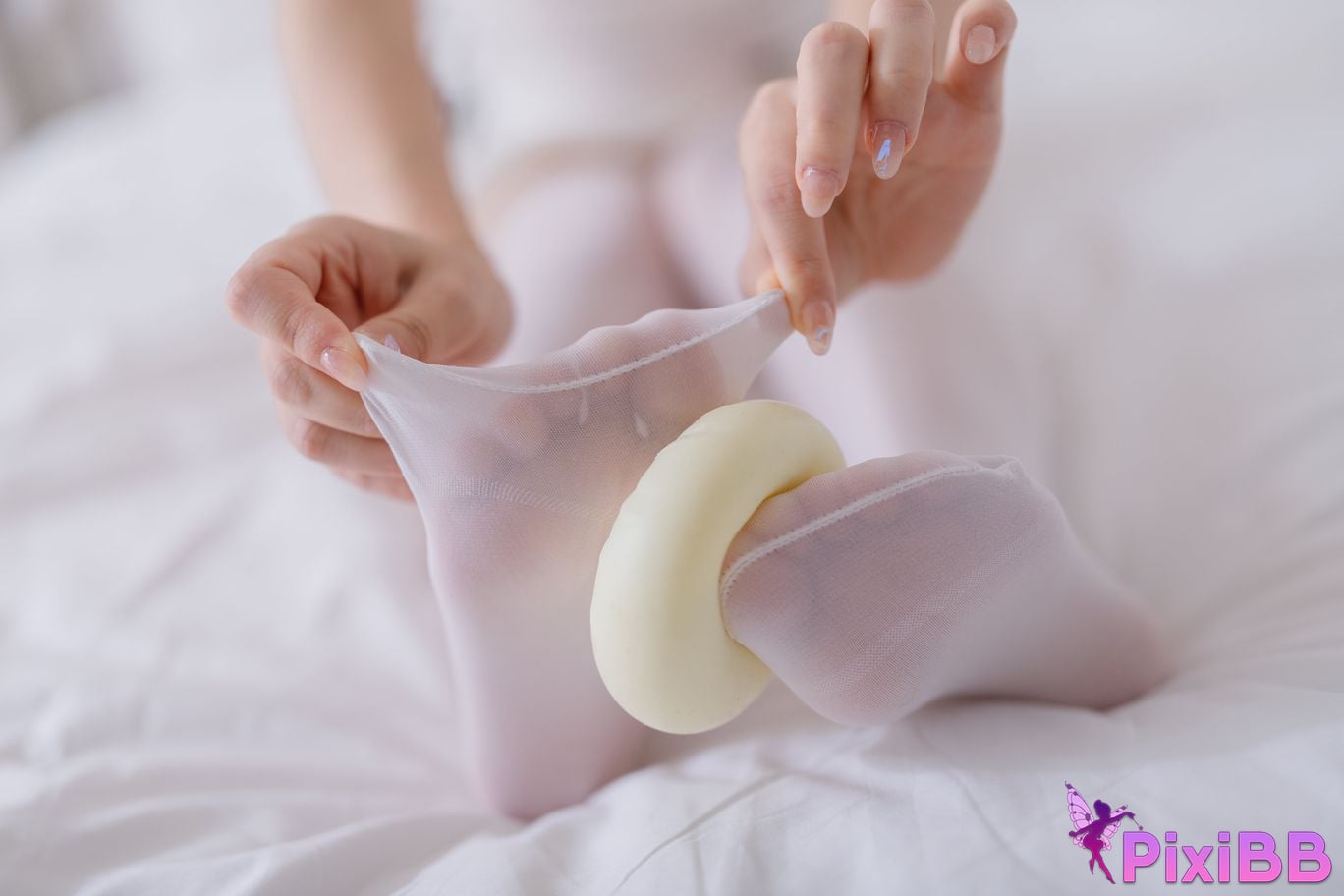 Cosplayer One hundred thousand precious volts Chinese Panda Girl PixiBB.COM 030