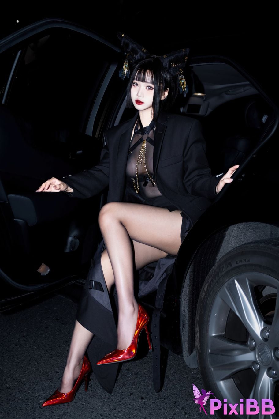 Cosplayer Qiqi be good black Anubis PixiBB.COM 066