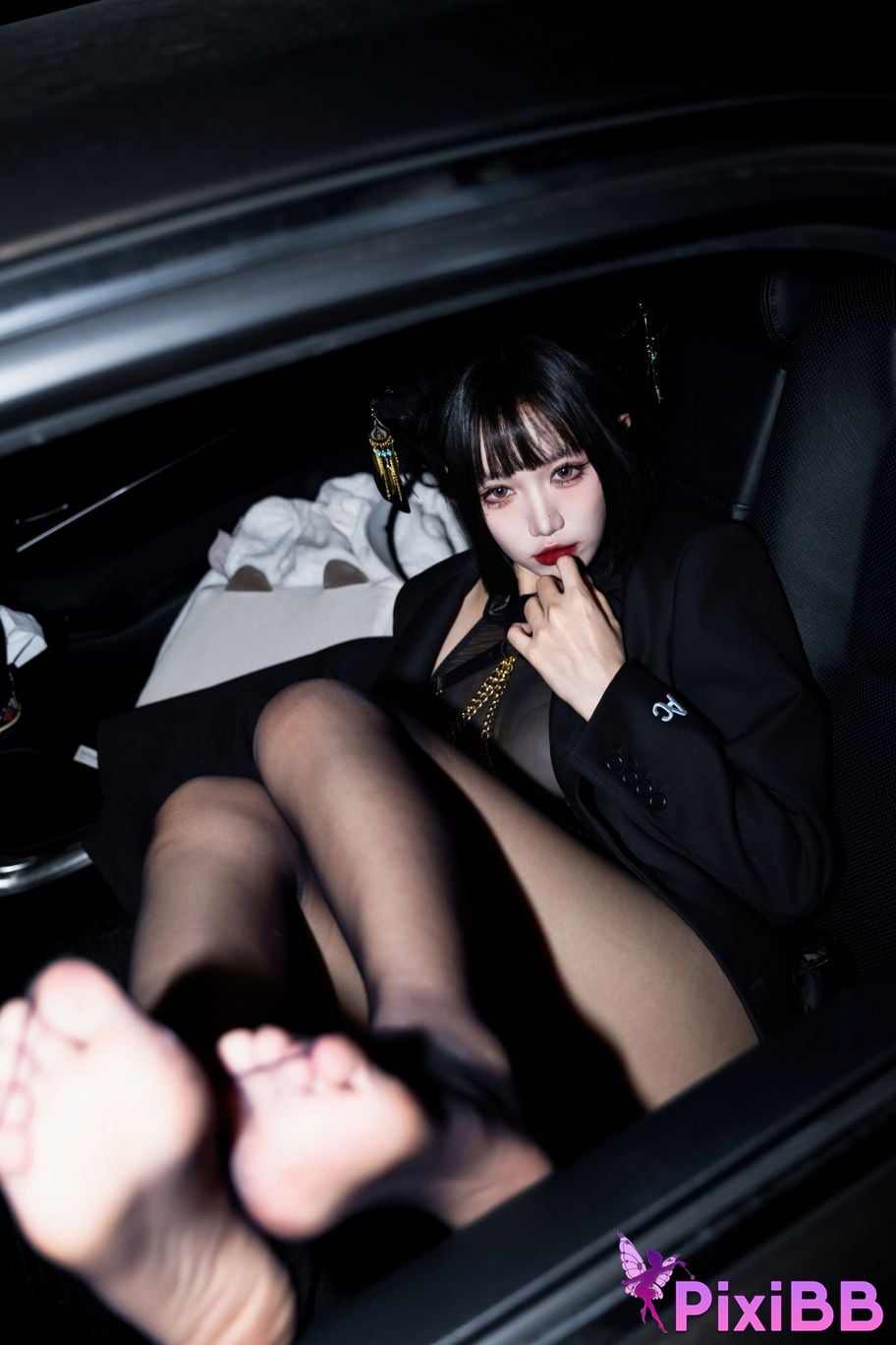 Cosplayer Qiqi be good black Anubis PixiBB.COM 076