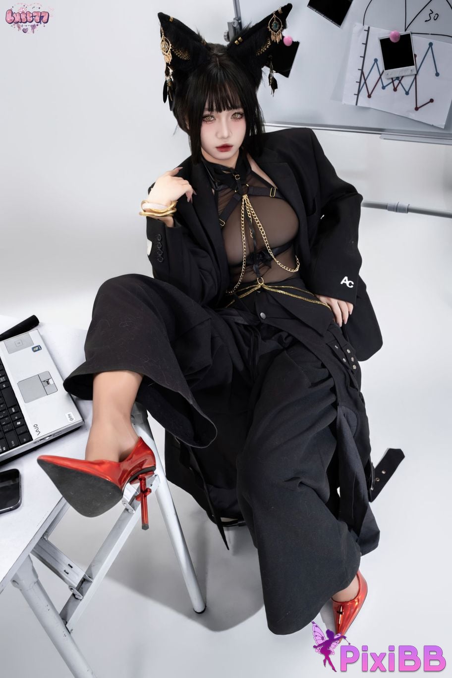 Cosplayer Qiqi be good black Anubis PixiBB.COM 081