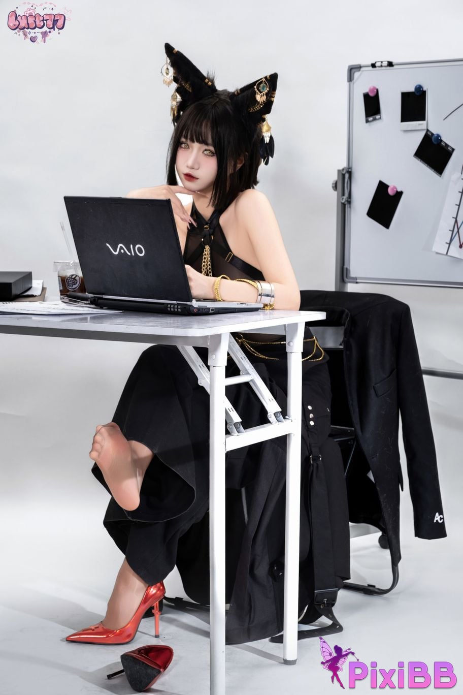 Cosplayer Qiqi be good black Anubis PixiBB.COM 083