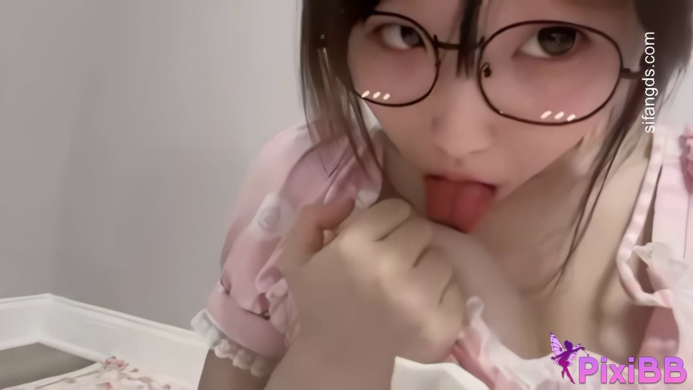 Meow Luo custom made The best loli girl with glasses PixiBB.COM 023