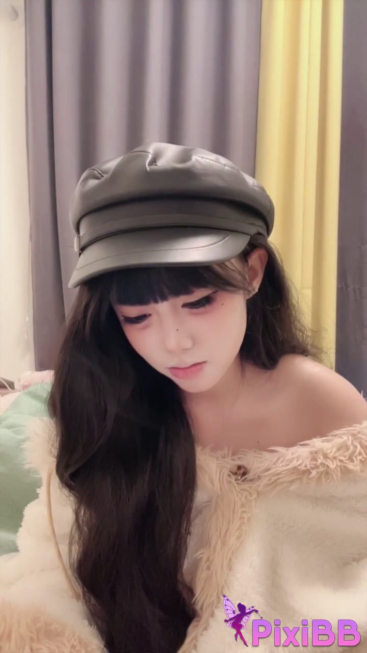 Flowers bloom and wealth W h y a r e l t g i s n o w d p PixiBB.COM 012