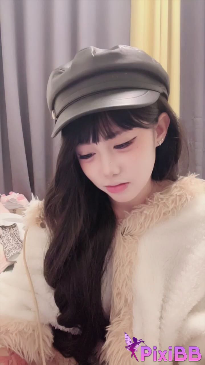 Flowers bloom and wealth W h y a r e l t g i s n o w d p PixiBB.COM 013