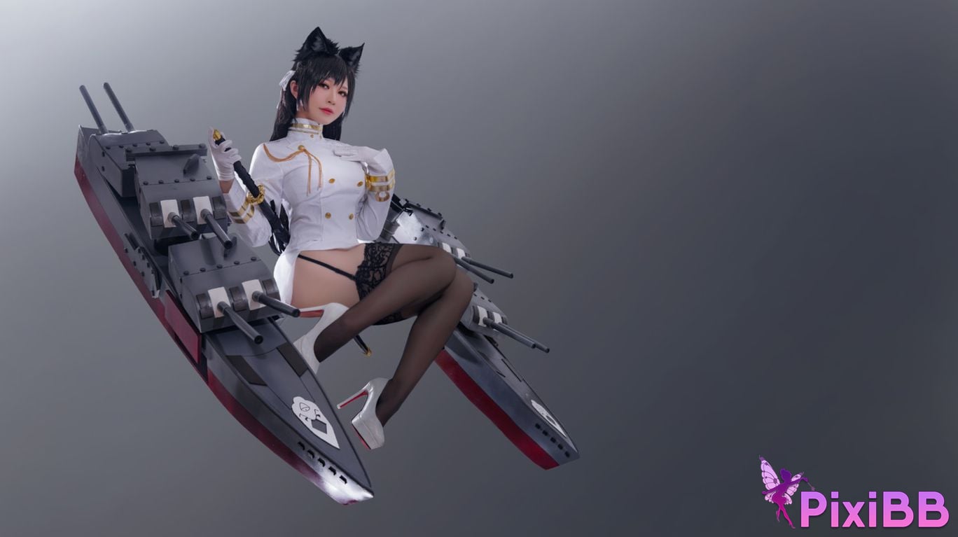 Cosplayer Half half son Atago PixiBB.COM 028