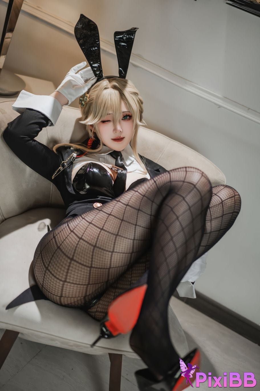 Cosplayer Natsuko Xia Xiazi NIKKE charity Agent Bunny PixiBB.COM 034