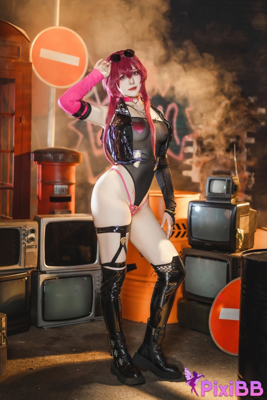 Cosplayer Natsuko Xia Xiazi Collapse Star Dome Railway Kafka punk fandom PixiBB.COM 015