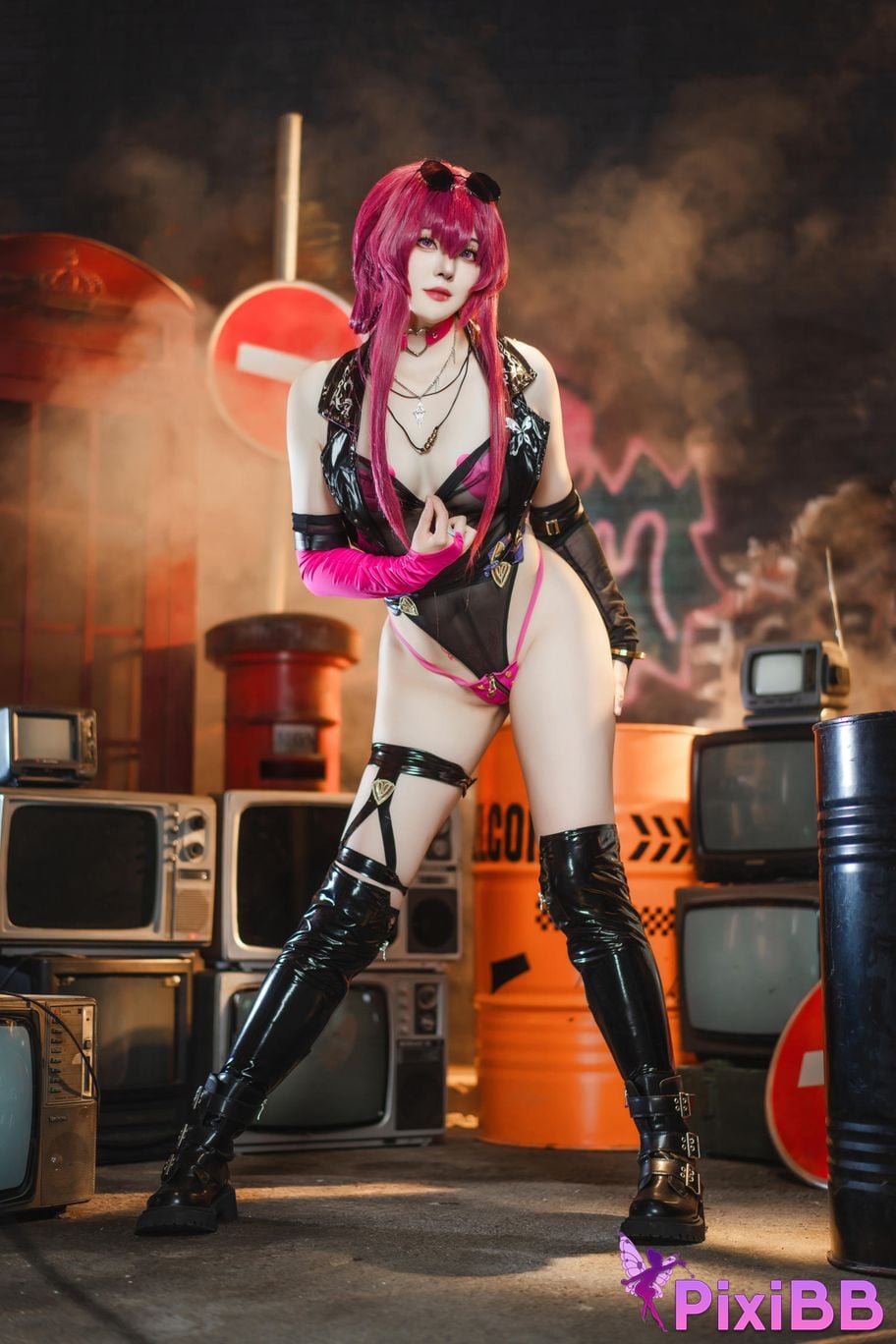 Cosplayer Natsuko Xia Xiazi Collapse Star Dome Railway Kafka punk fandom PixiBB.COM 023