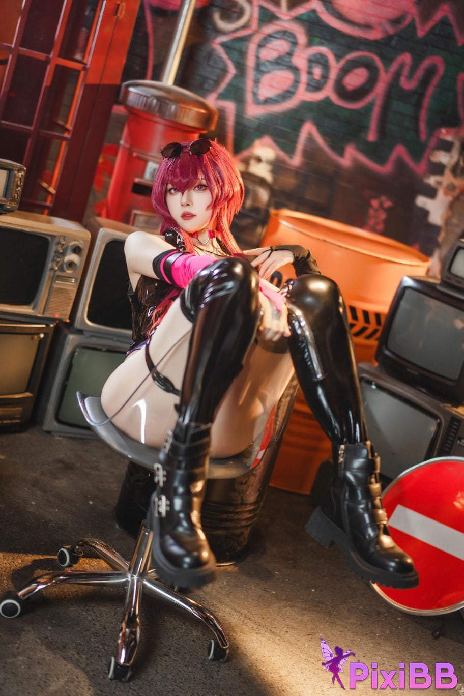 Cosplayer Natsuko Xia Xiazi Collapse Star Dome Railway Kafka punk fandom PixiBB.COM 048