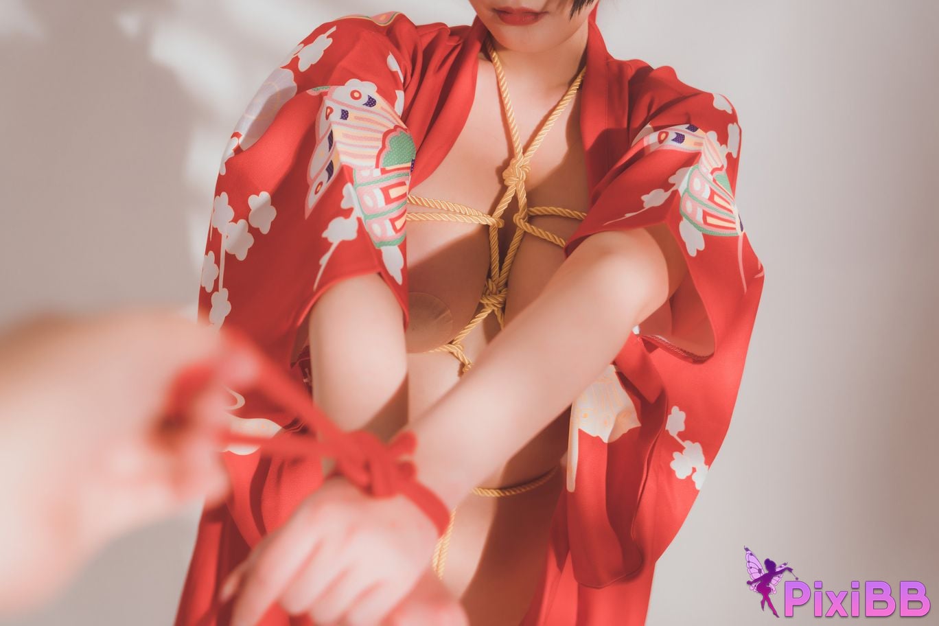 Cosplayer Xinglan is Lanlan and her name Lanmei. kimono rope bondage PixiBB.COM 004