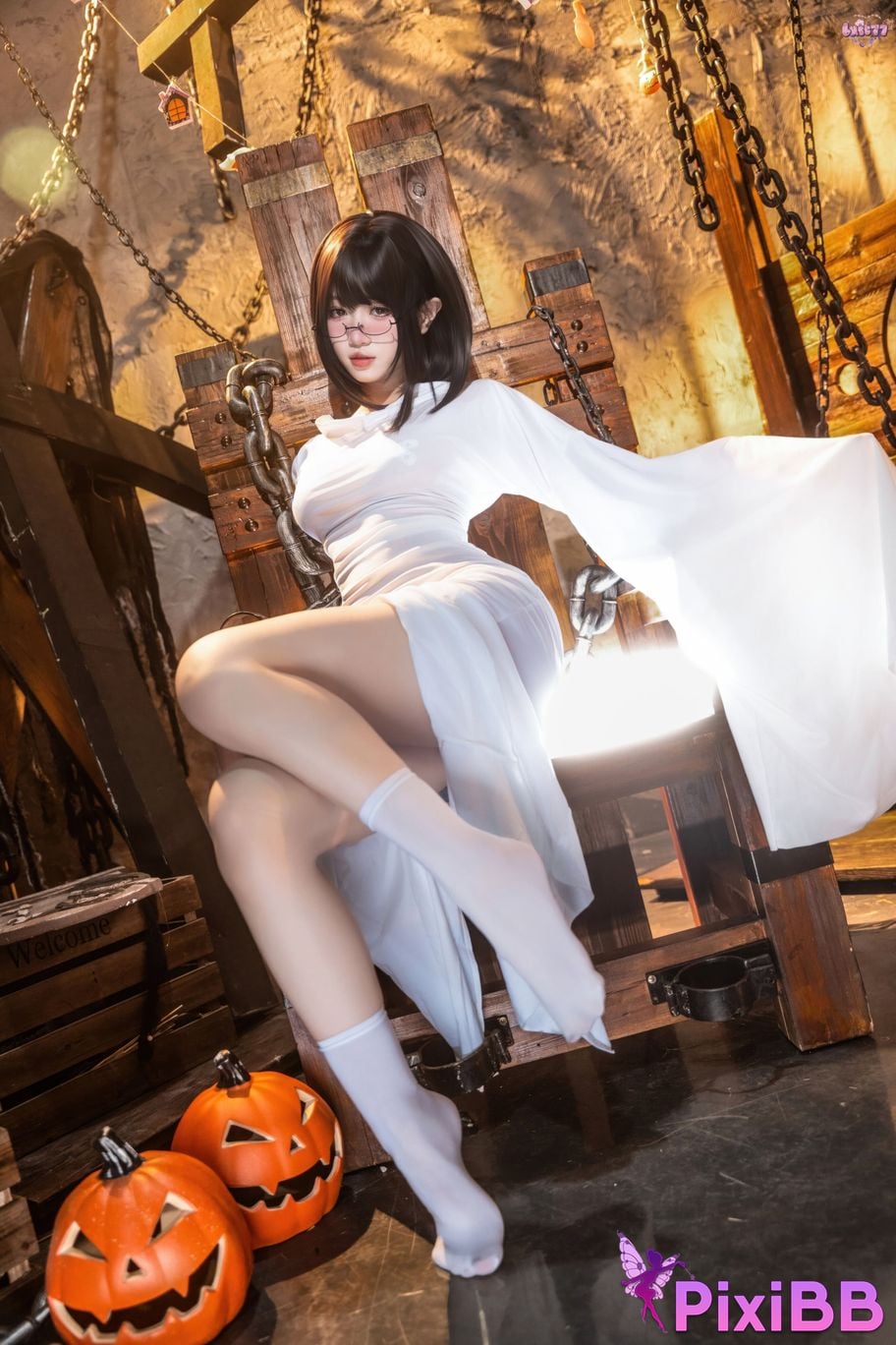 Cosplayer Qiqi be good ghost girl PixiBB.COM 010