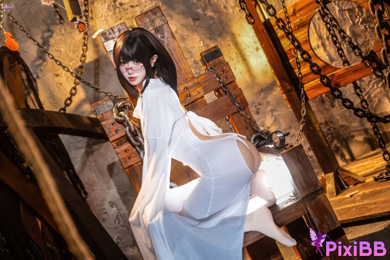 Cosplayer Qiqi be good ghost girl PixiBB.COM 015