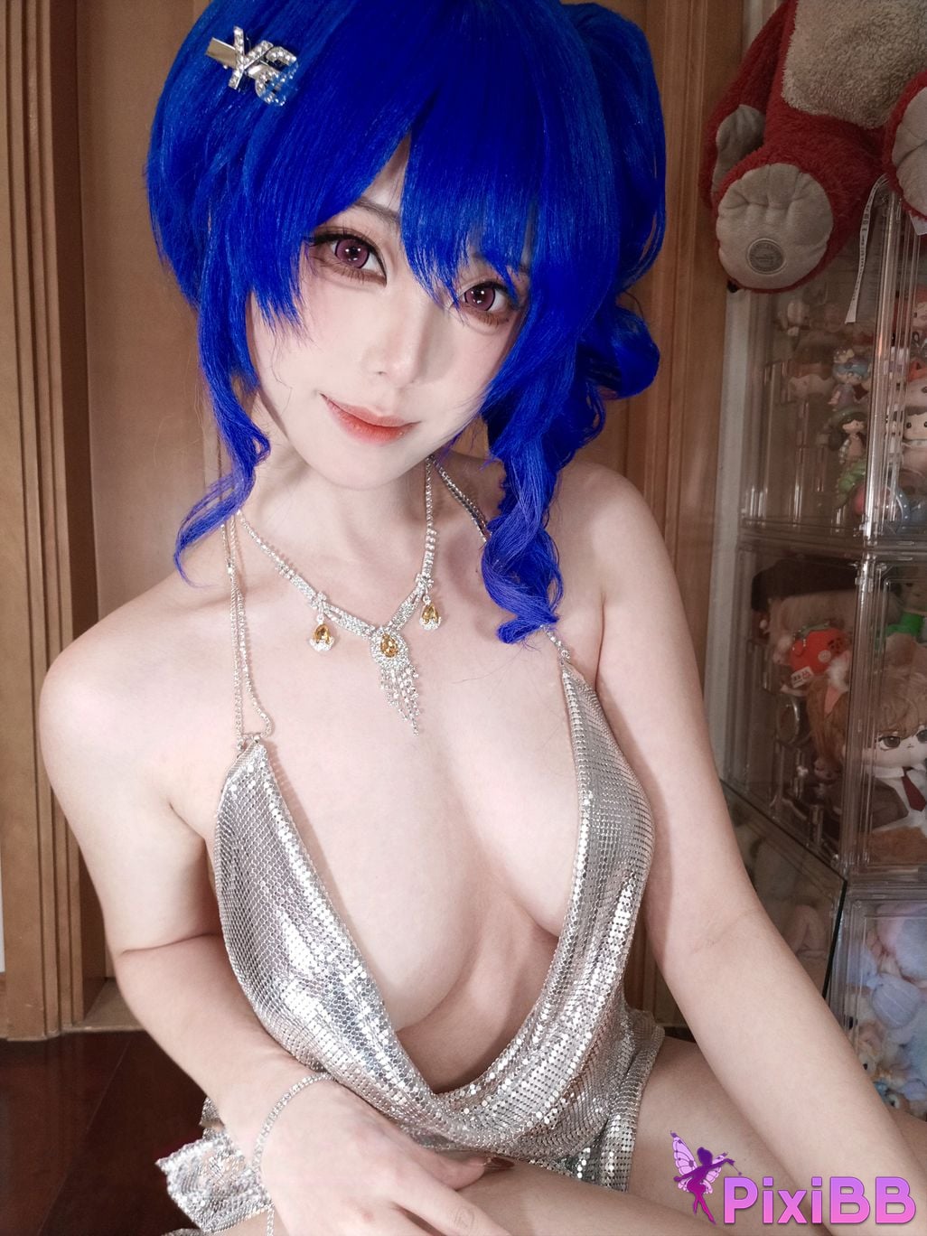 Cosplayer honey cat fur azur lane St. Louis dress selfie PixiBB.COM 007