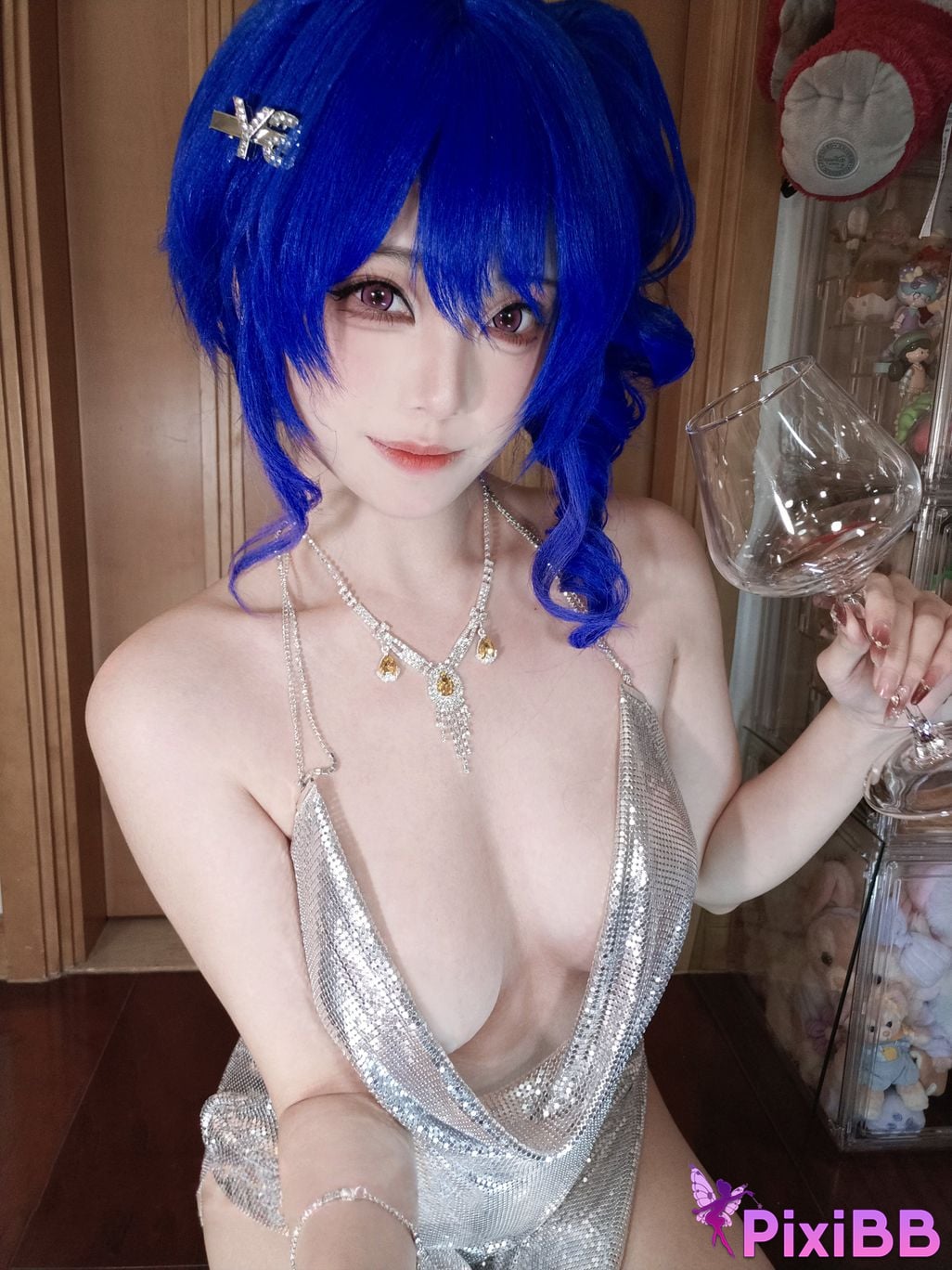 Cosplayer honey cat fur azur lane St. Louis dress selfie PixiBB.COM 013