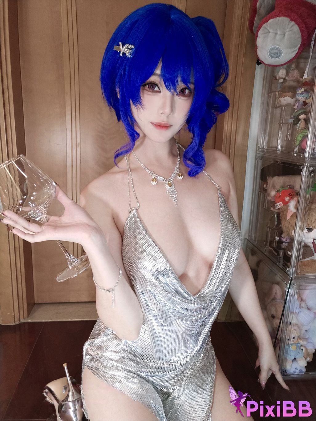 Cosplayer honey cat fur azur lane St. Louis dress selfie PixiBB.COM 014