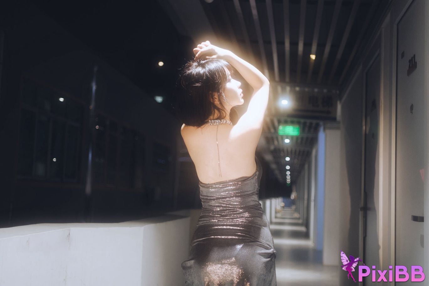 Cosplayer Tina Very evil night dress PixiBB.COM 006