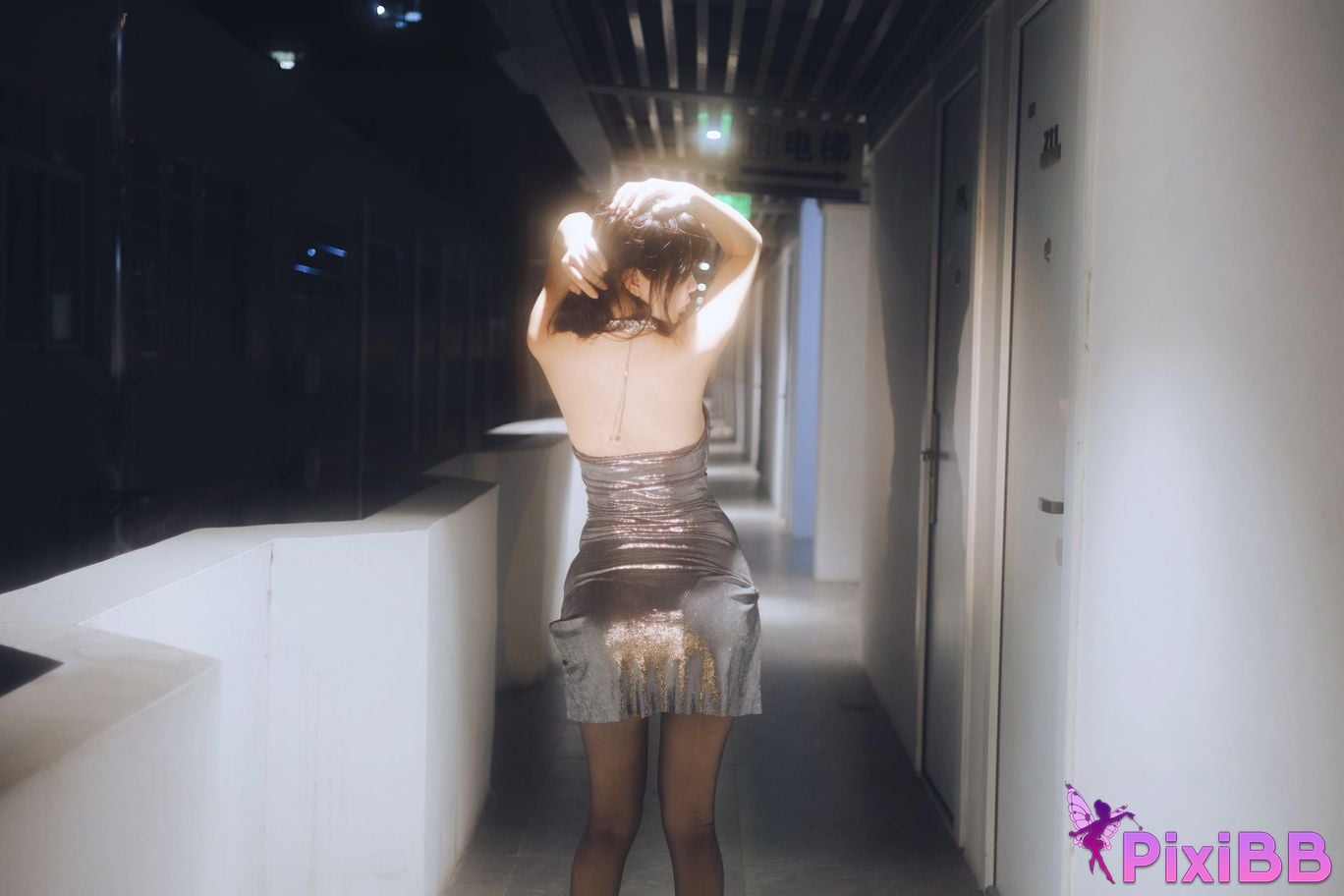 Cosplayer Tina Very evil night dress PixiBB.COM 007