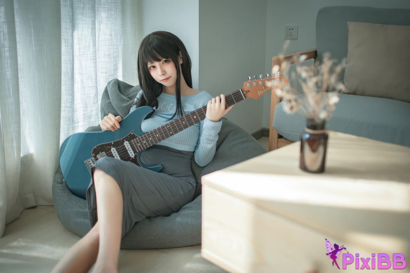 Cosplayer San Wu Ren Xing guitar sister PixiBB.COM 002