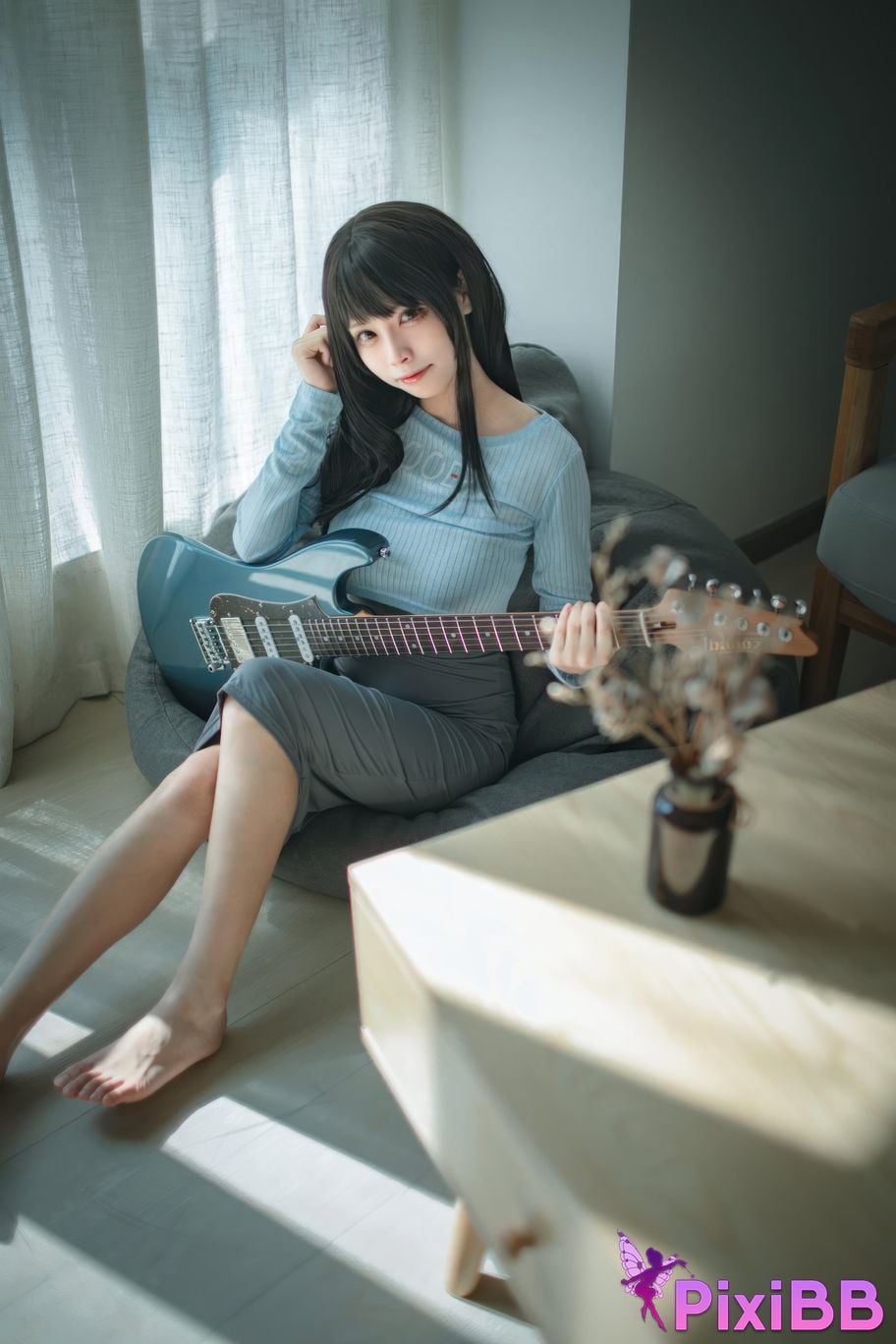 Cosplayer San Wu Ren Xing guitar sister PixiBB.COM 003