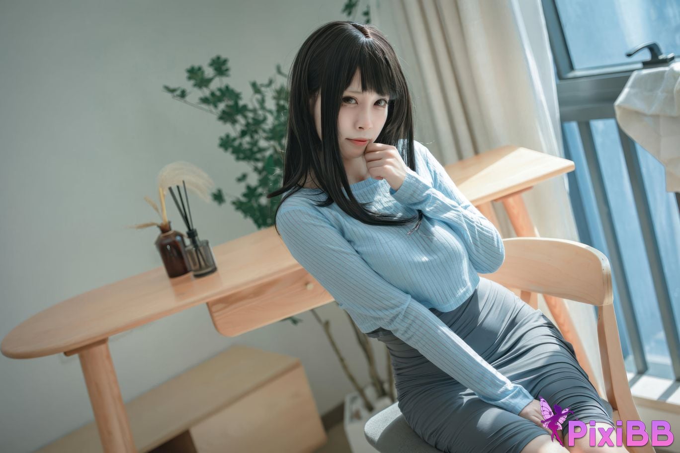 Cosplayer San Wu Ren Xing guitar sister PixiBB.COM 011