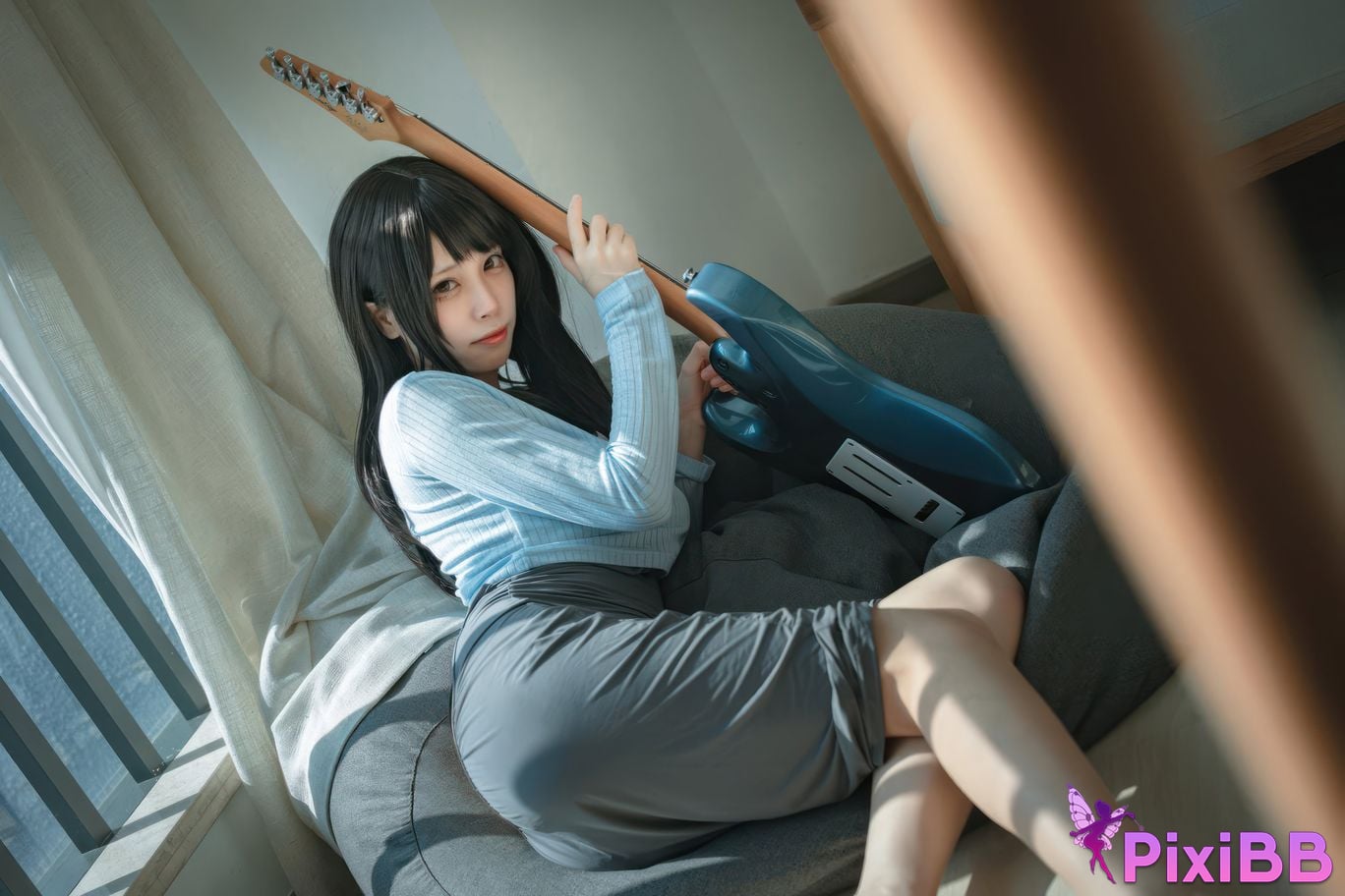 Cosplayer San Wu Ren Xing guitar sister PixiBB.COM 020