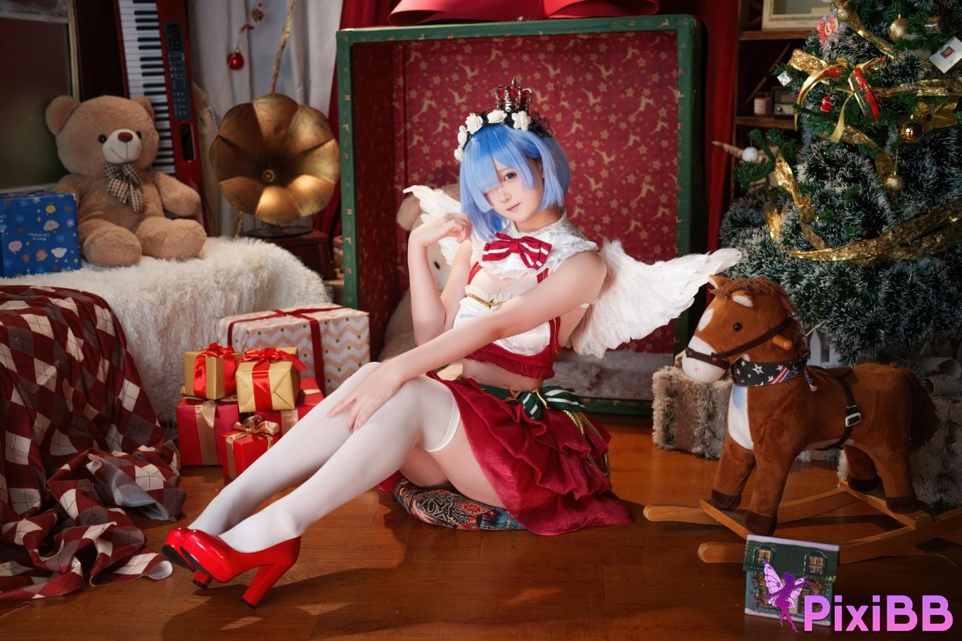 Cosplayer Seele Mai Rem Christmas story PixiBB.COM 004