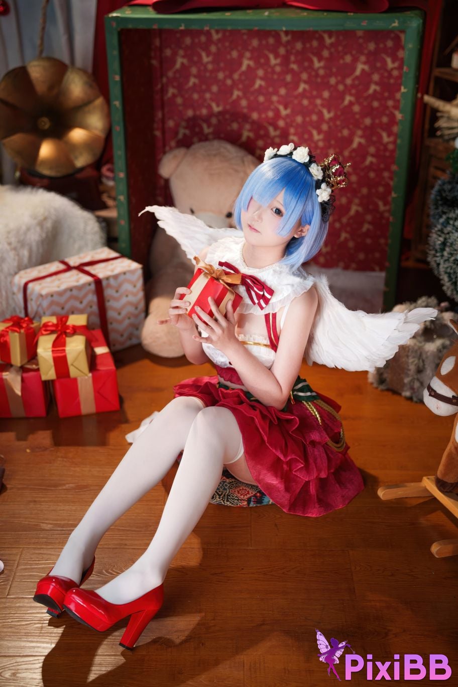 Cosplayer Seele Mai Rem Christmas story PixiBB.COM 006