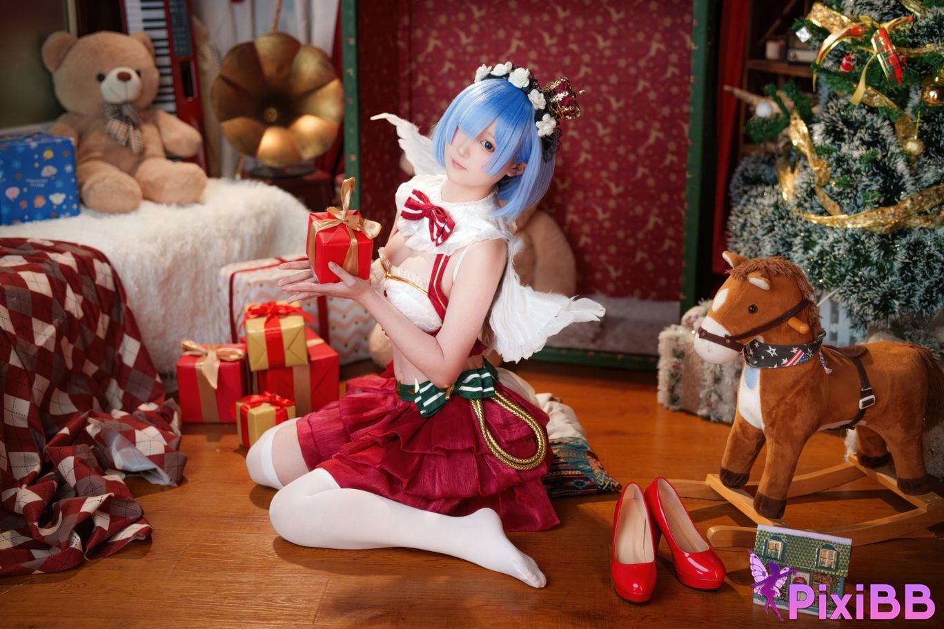 Cosplayer Seele Mai Rem Christmas story PixiBB.COM 009