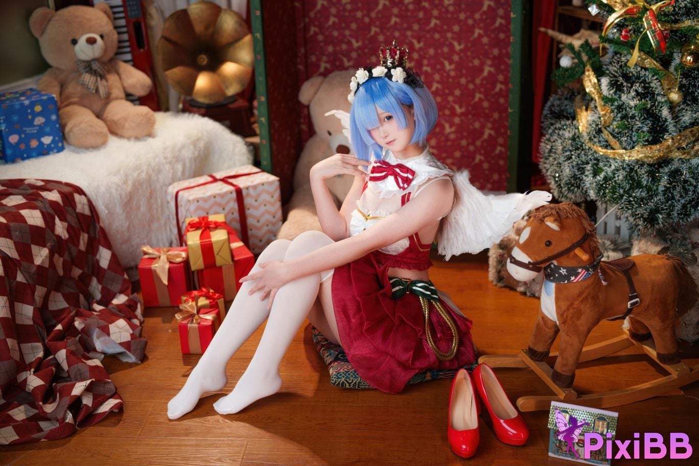 Cosplayer Seele Mai Rem Christmas story PixiBB.COM 012