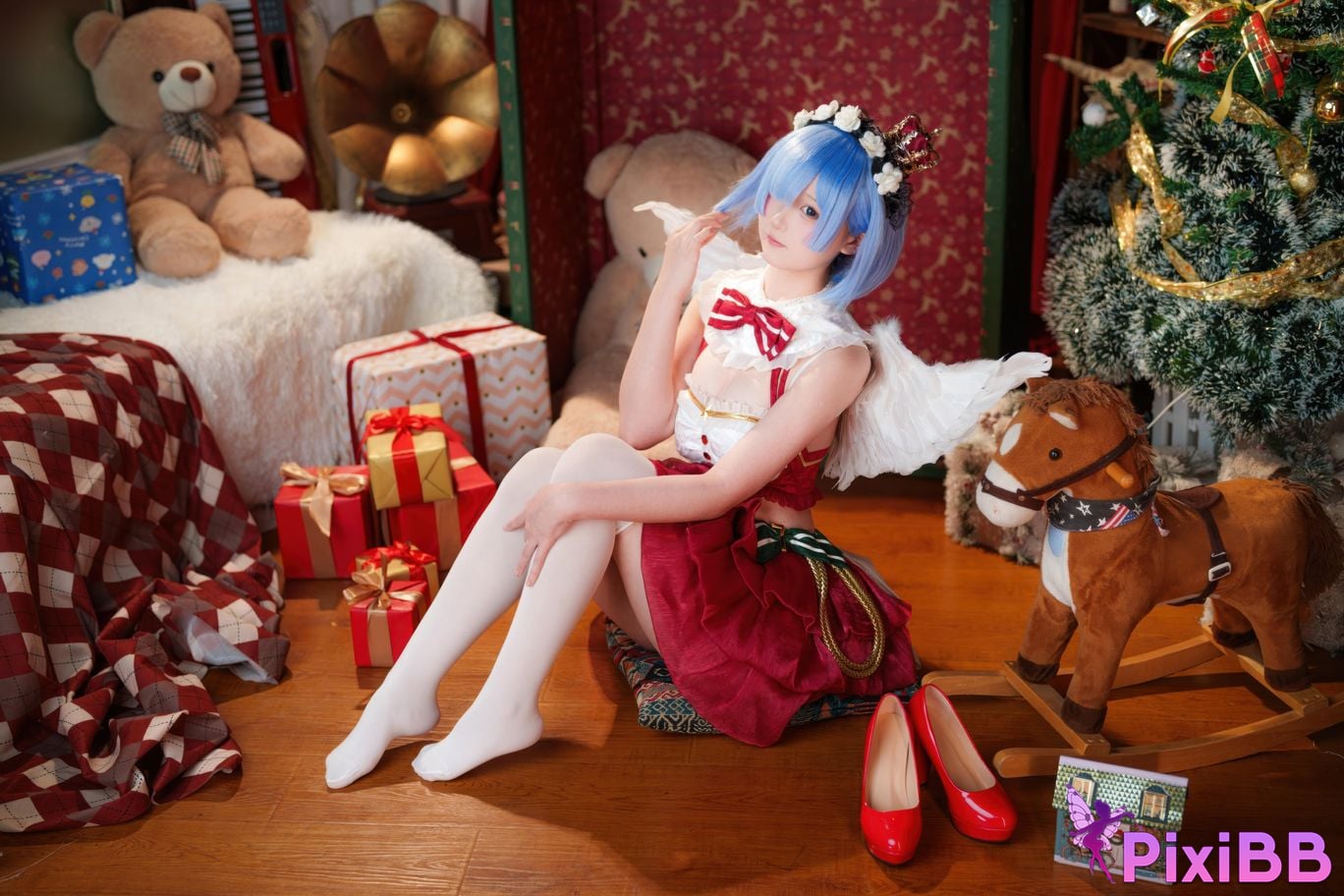 Cosplayer Seele Mai Rem Christmas story PixiBB.COM 013