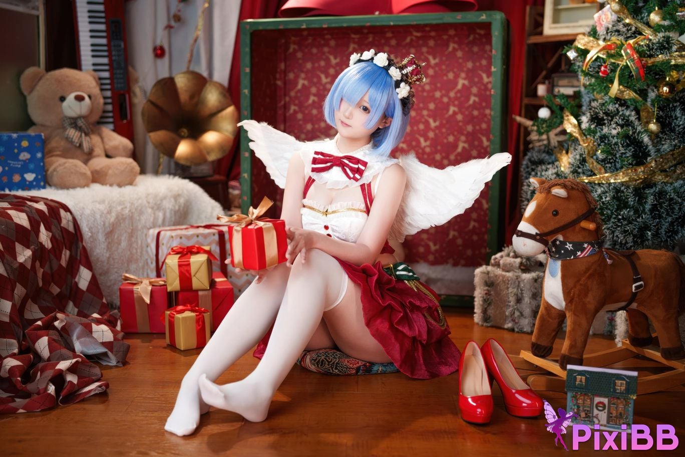 Cosplayer Seele Mai Rem Christmas story PixiBB.COM 036