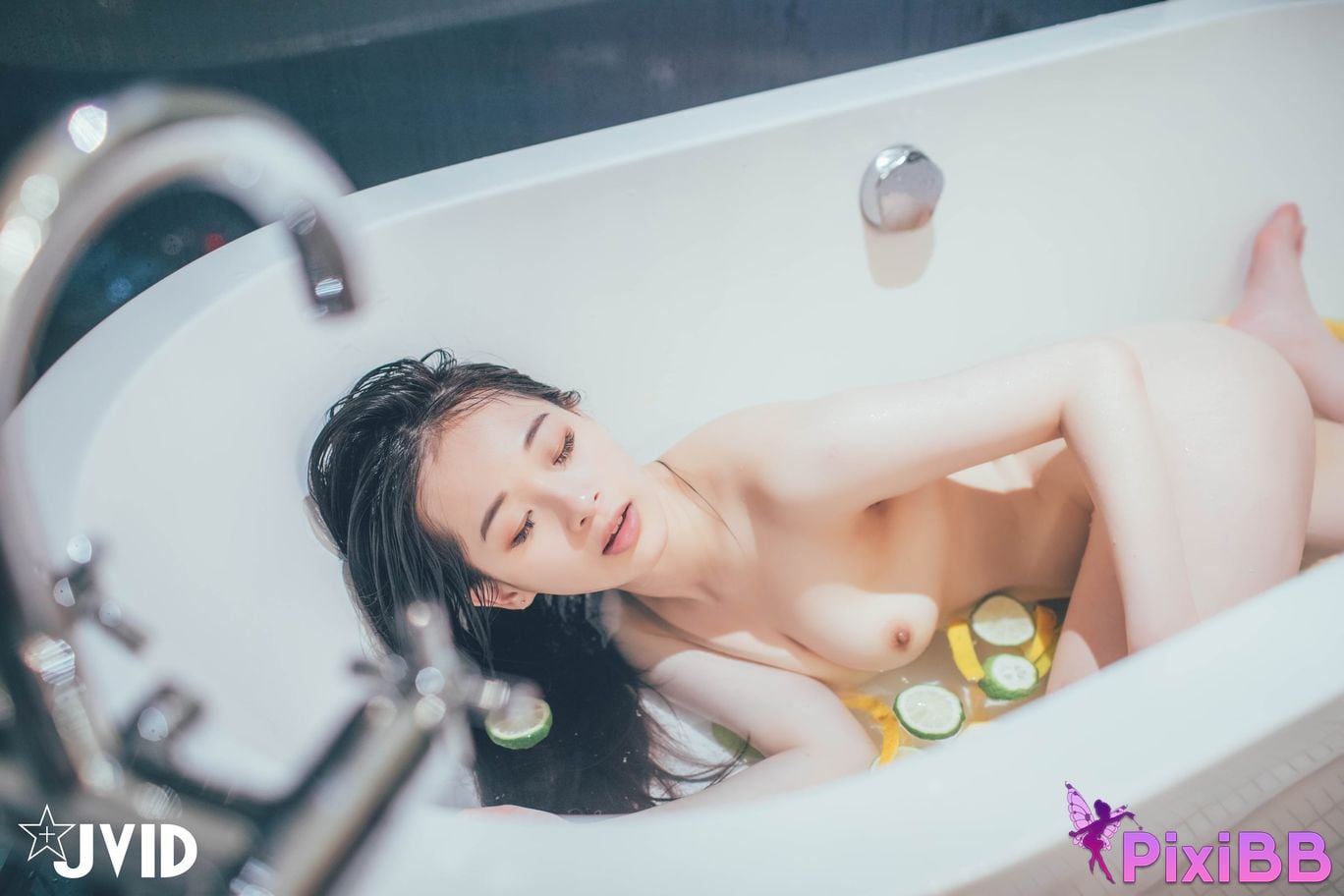 JVID Jamie Juice Ri Zu Nu You Le Qu Xie Mo Pen Zhang SEX Passionate cumshot PixiBB.COM 052