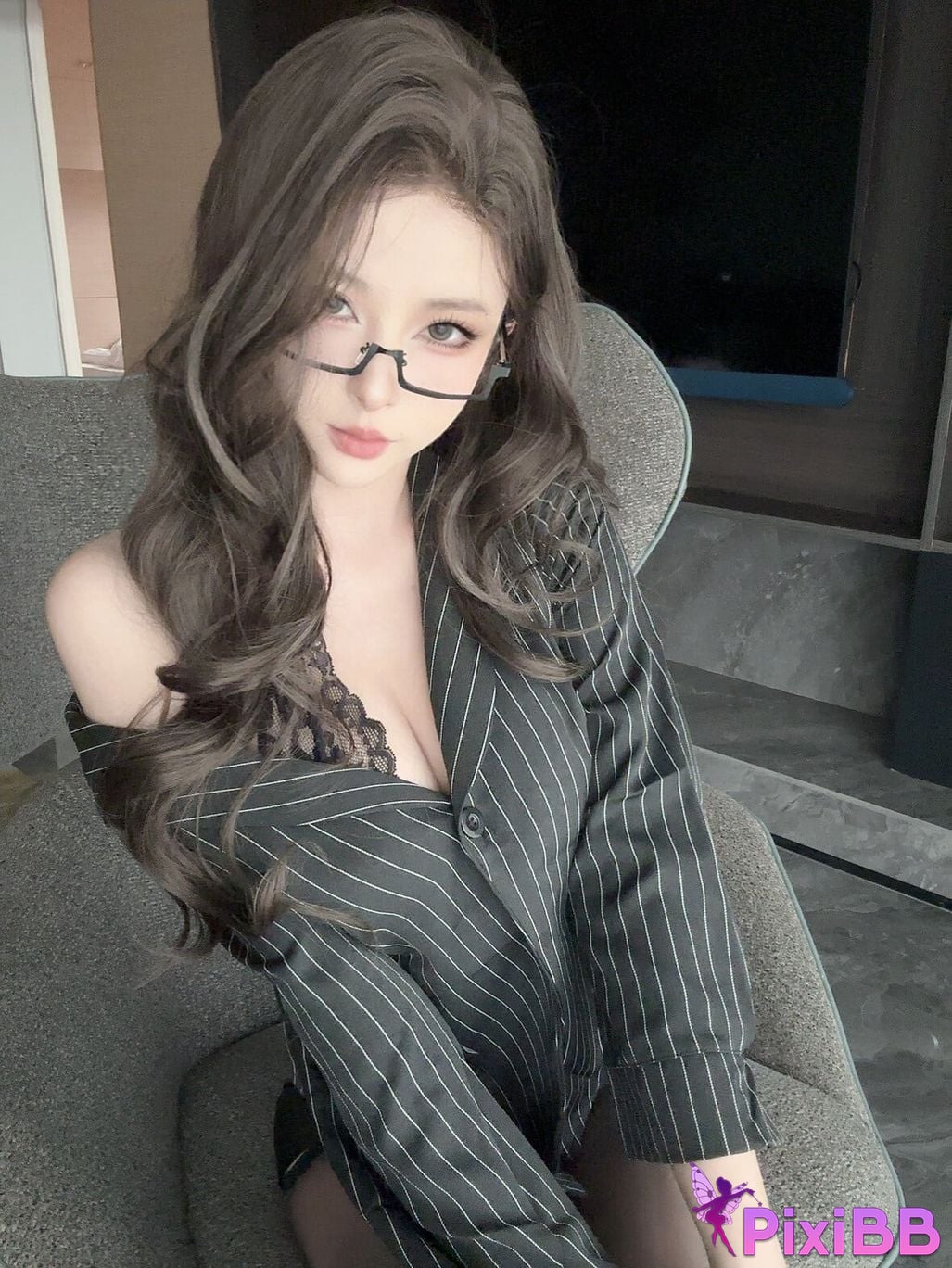 Cosplay Shimizu Yuno Boss Lunch Lounge PixiBB.COM 004