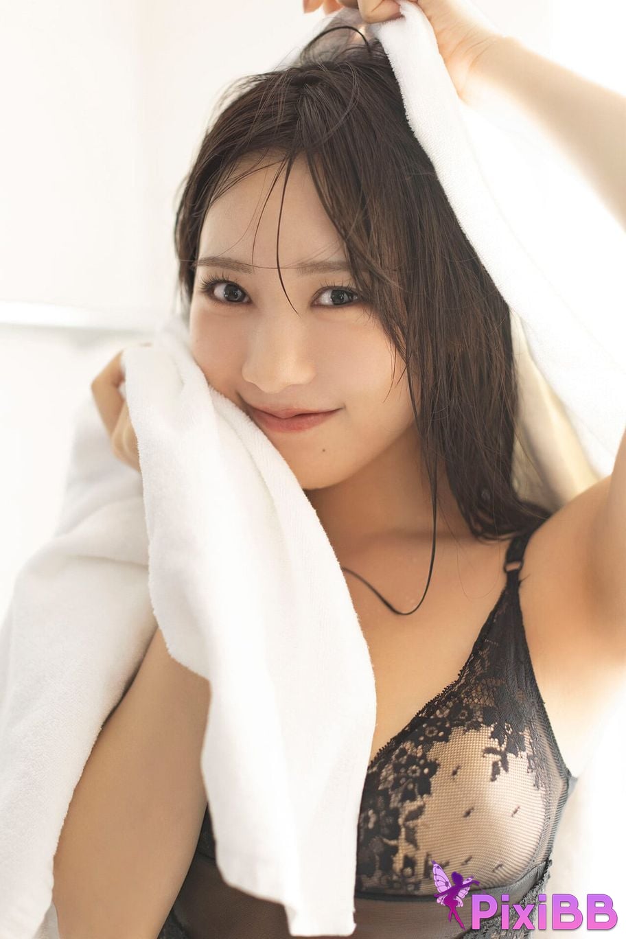 Japanese Idol Yokono Sumire FLASH Digital Photo Collection W h e r a y o u l k i n g PixiBB.COM 067